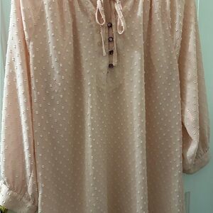 Light weight Long sleeves Excellent used Condition